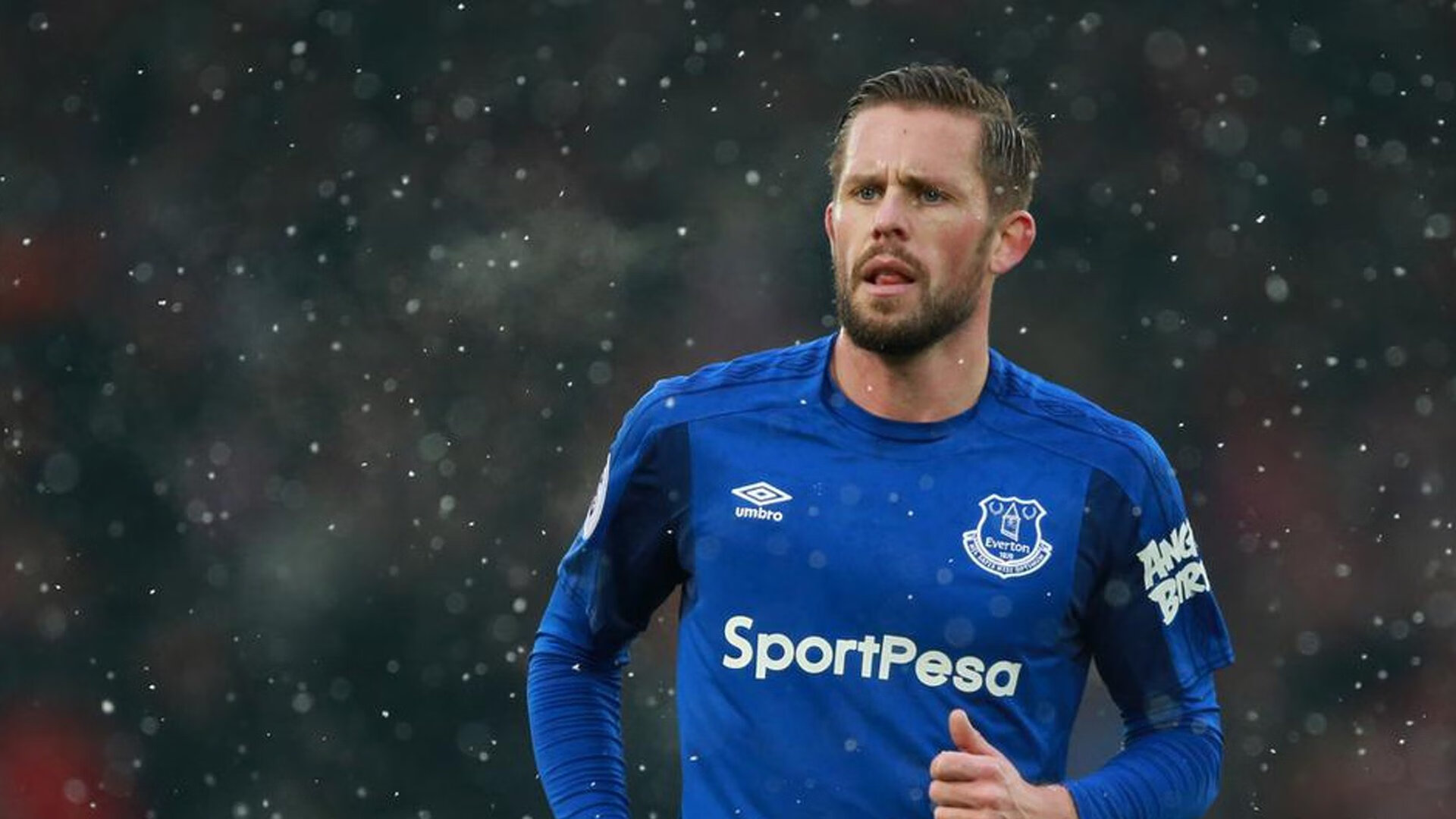 球员在转换节奏中如何避免节拍踩空