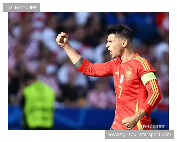 塞维利亚—鲁伊斯破门瞬间定格胜局